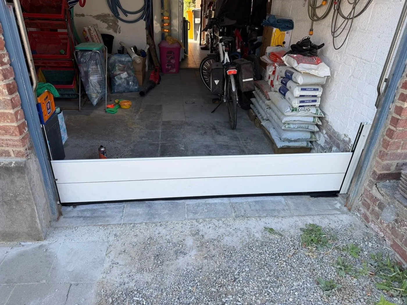 Batardeau de garage vu depuis l'intérieur